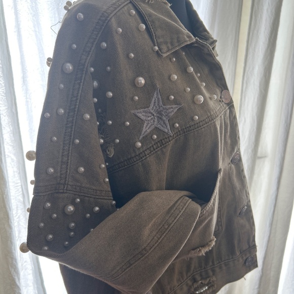 POL - Picture 3 of 3